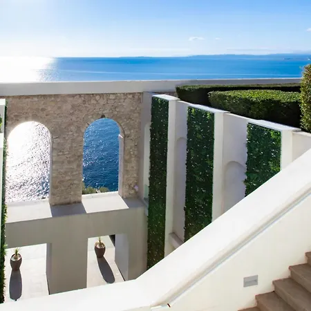 Satywizus #22- Duplex Panoramic Sea View 2bdr, Ac, Swimpool, Parking, Petanque Apartment