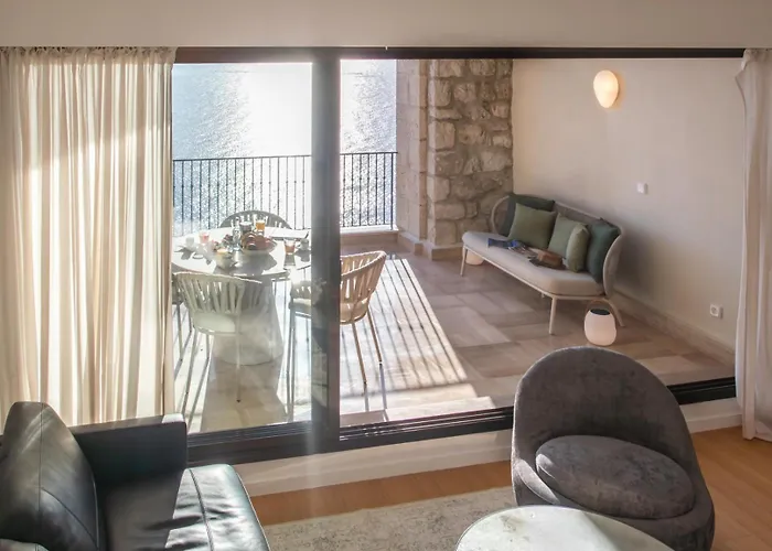#22 Staywiz Us - Duplex Panoramic Sea View 2bdr, Ac, Swimpool, Parking, Petanque Apartment *