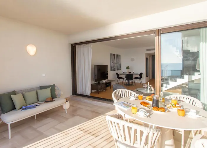 #22 Staywiz Us - Duplex Panoramic Sea View 2bdr, Ac, Swimpool, Parking, Petanque *