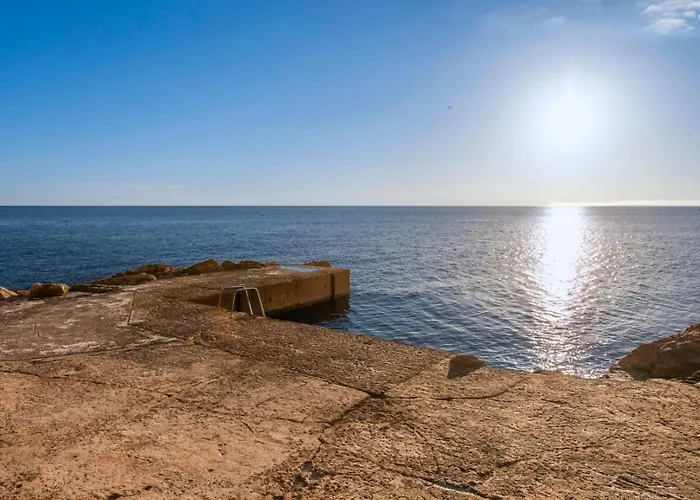 Apartment #22 Staywiz Us - Duplex Panoramic Sea View 2bdr, Ac, Swimpool, Parking, Petanque