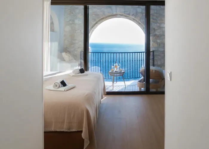 Apartment Satywizus #22- Duplex Panoramic Sea View 2bdr, Ac, Swimpool, Parking, Petanque Nice