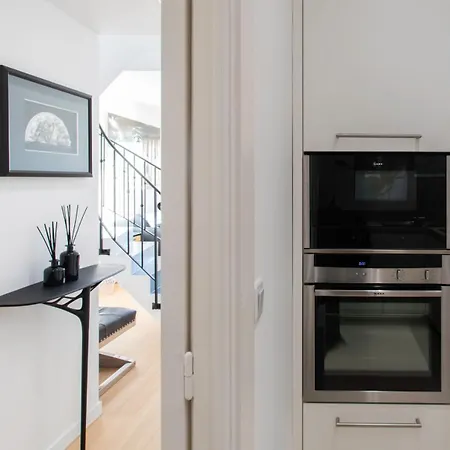 #22 Staywiz Us - Duplex Panoramic Sea View 2bdr, Ac, Swimpool, Parking, Petanque Daire Nice
