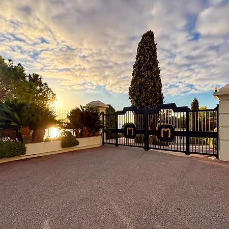 Satywizus #22- Duplex Panoramic Sea View 2bdr, Ac, Swimpool, Parking, Petanque דירה *