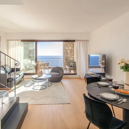 Satywizus #22- Duplex Panoramic Sea View 2bdr, Ac, Swimpool, Parking, Petanque דירה ניס