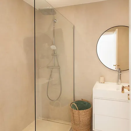 Satywizus #22- Duplex Panoramic Sea View 2bdr, Ac, Swimpool, Parking, Petanque דירה ניס