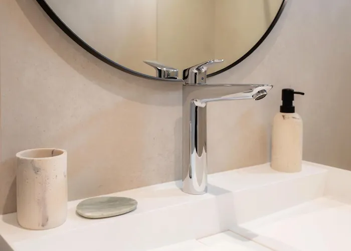 Satywizus #22- Duplex Panoramic Sea View 2bdr, Ac, Swimpool, Parking, Petanque דירה ניס